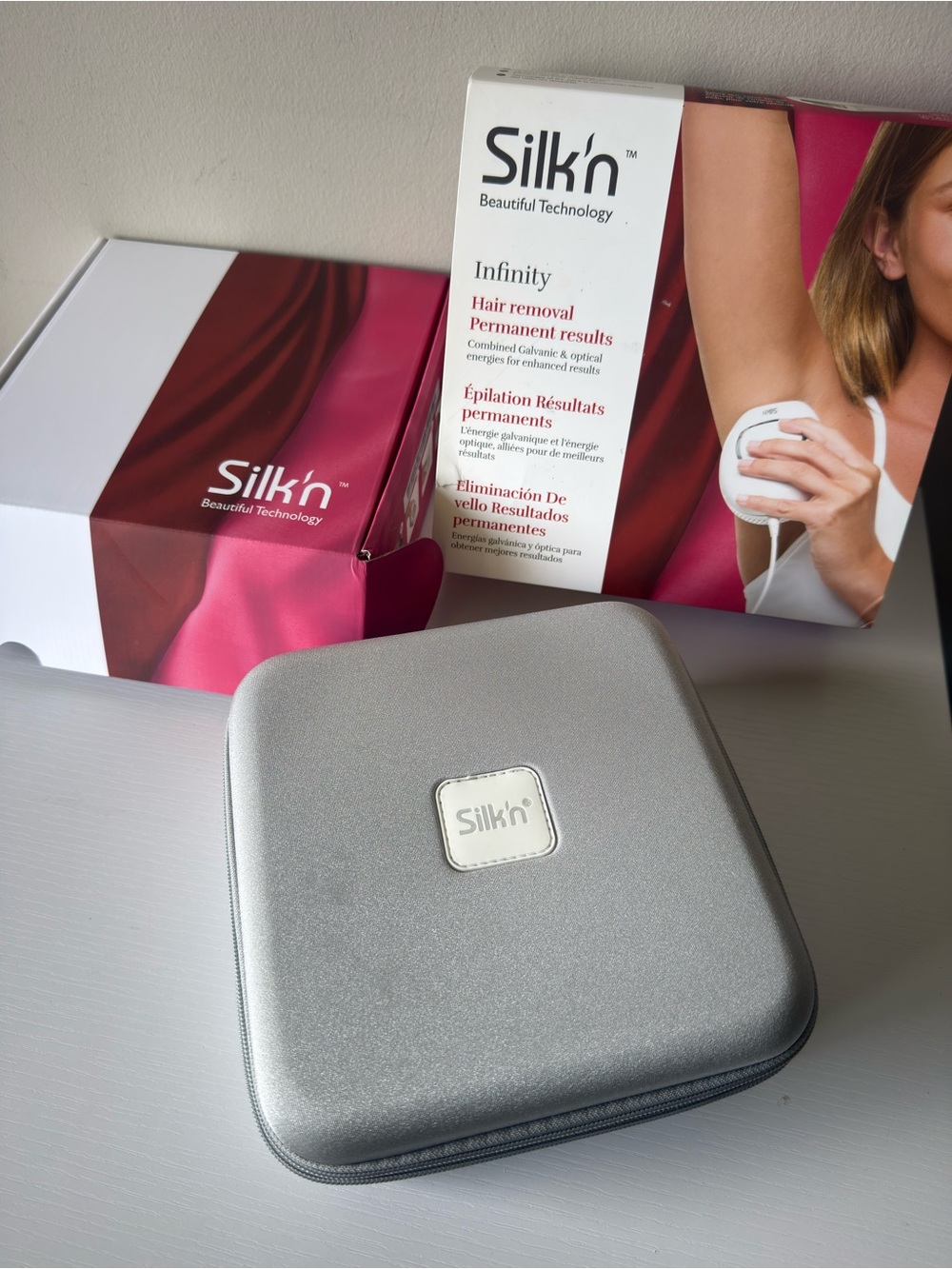 Silk’n laser Hair Removal Device – Like New, Complete Set